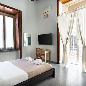 Napoli Napoli Rooms , Naples Italy