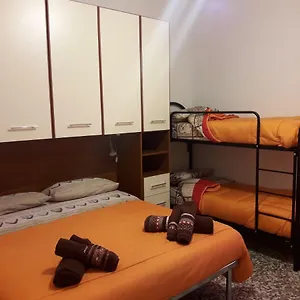 I Due Baroni - Fronte Campus Frühstückspension Bari